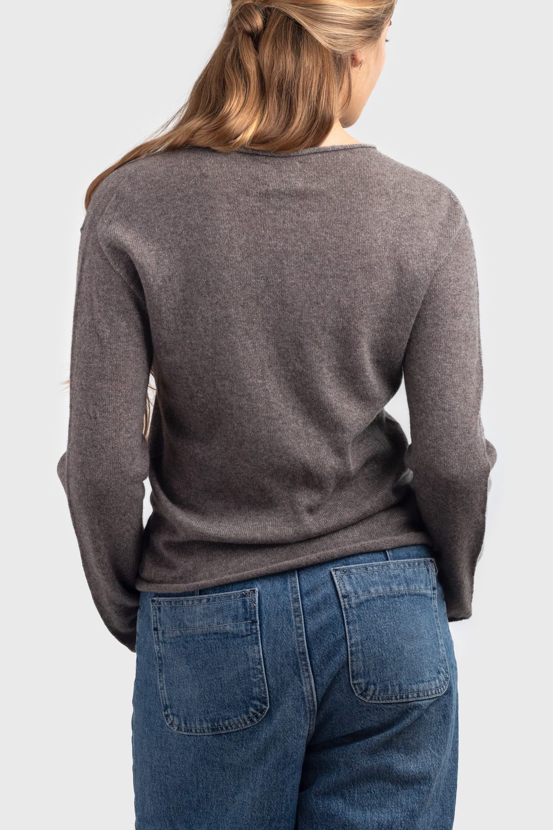 long sleeve cashmere t shirt - #colour_elk-grey