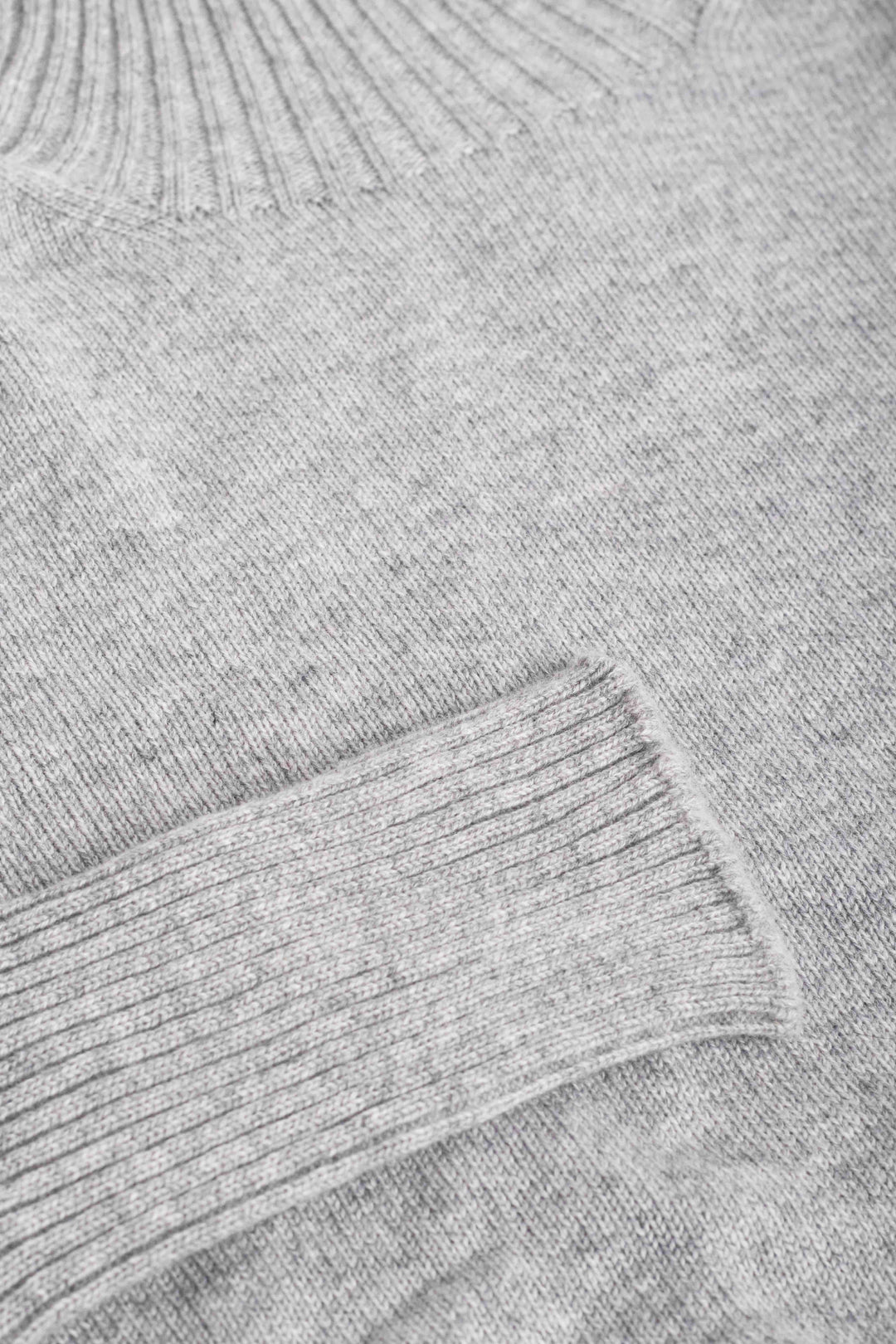 #colour_light-grey